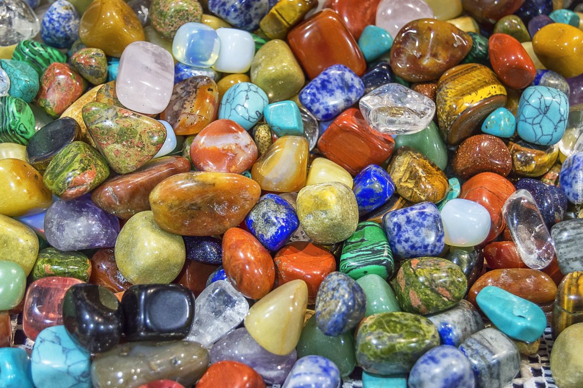 Разноцветные камешки