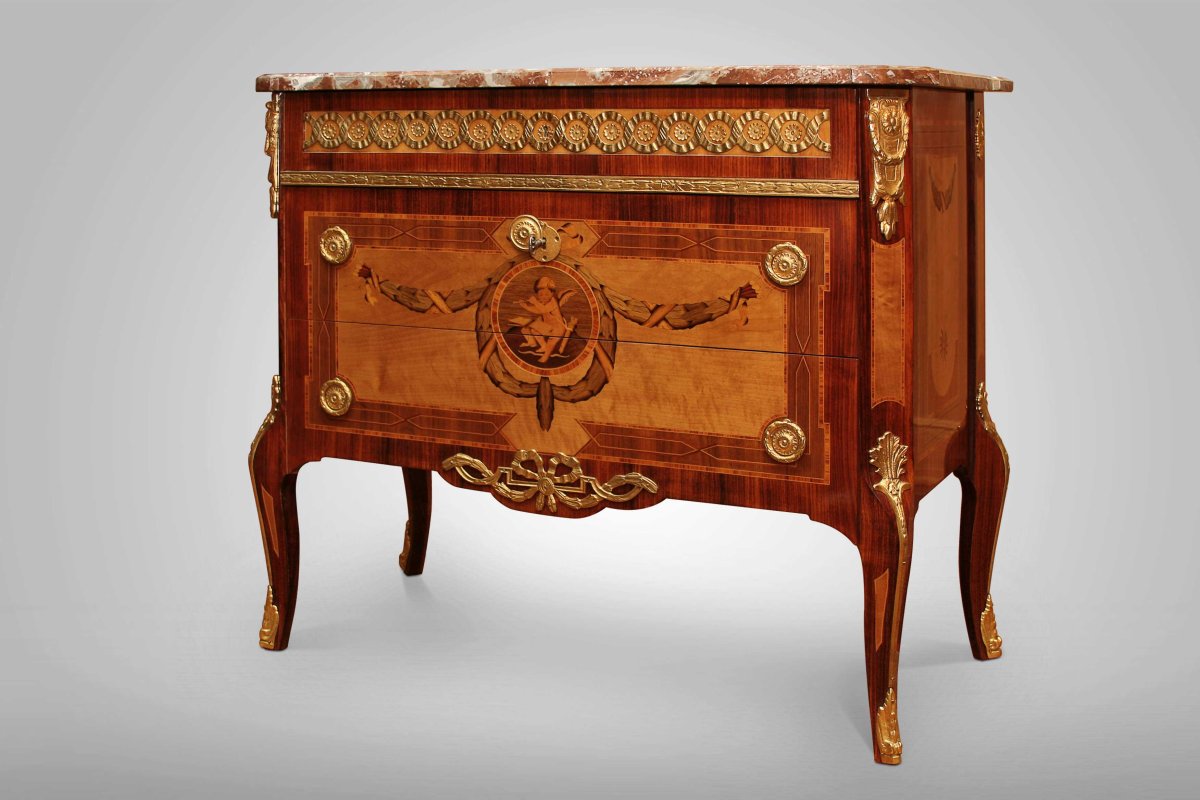 Комод в стиле классицизм 17 века