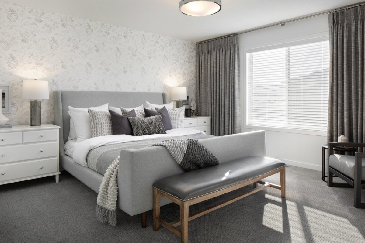 Серая спальня