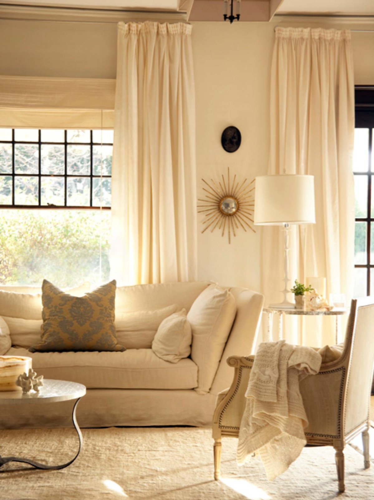 Сливочный цвет стен