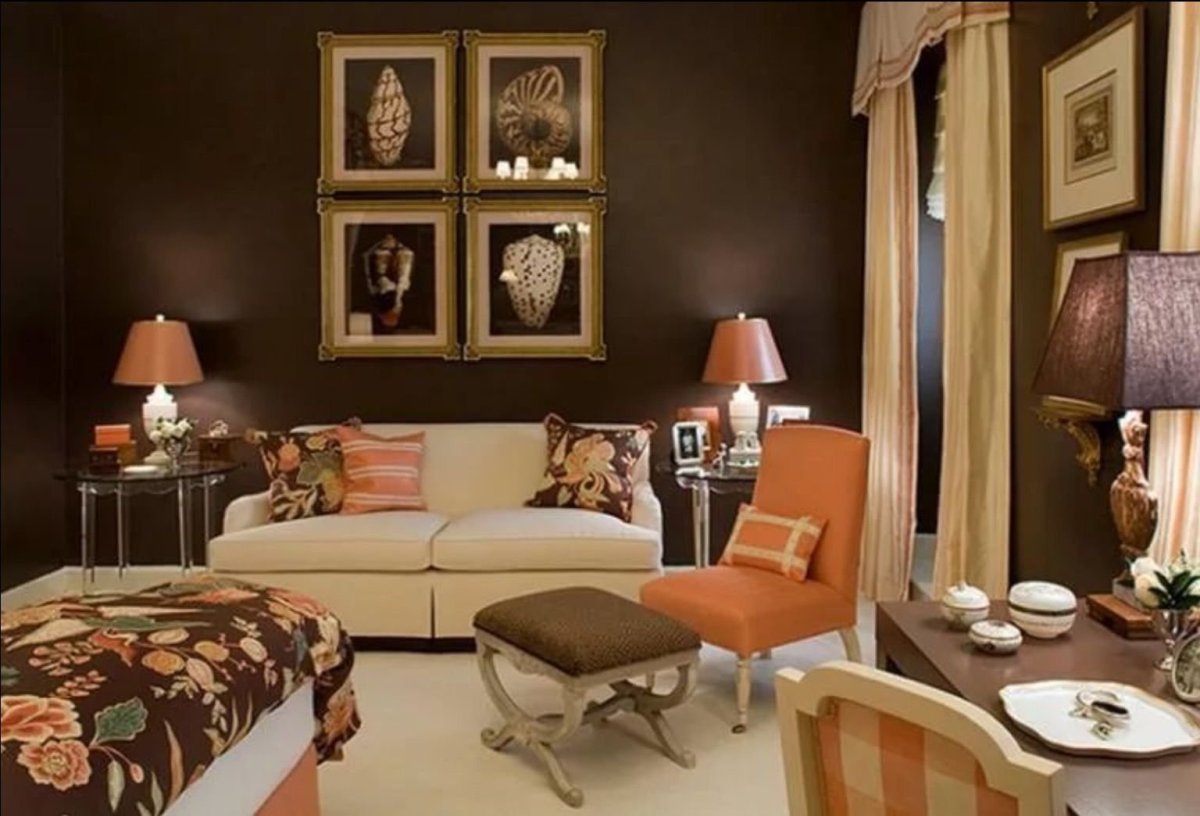 Гостиная в горчичных тонах