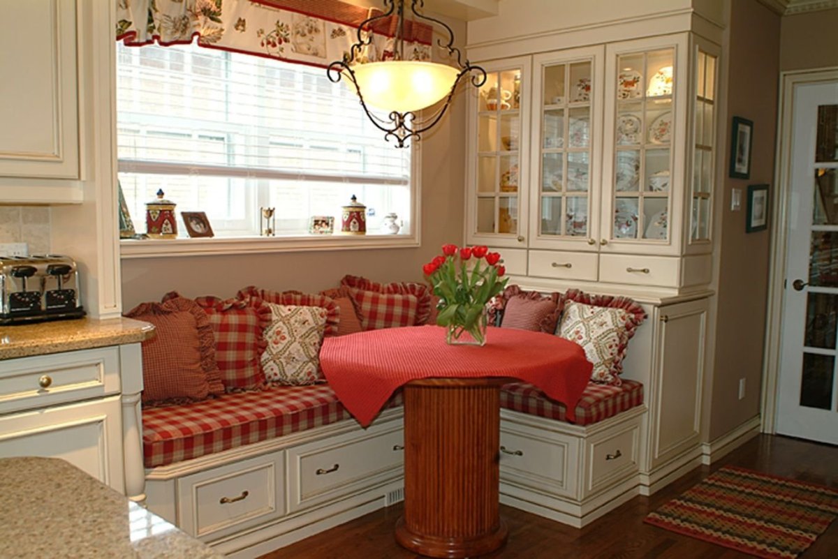 Диван на кухню