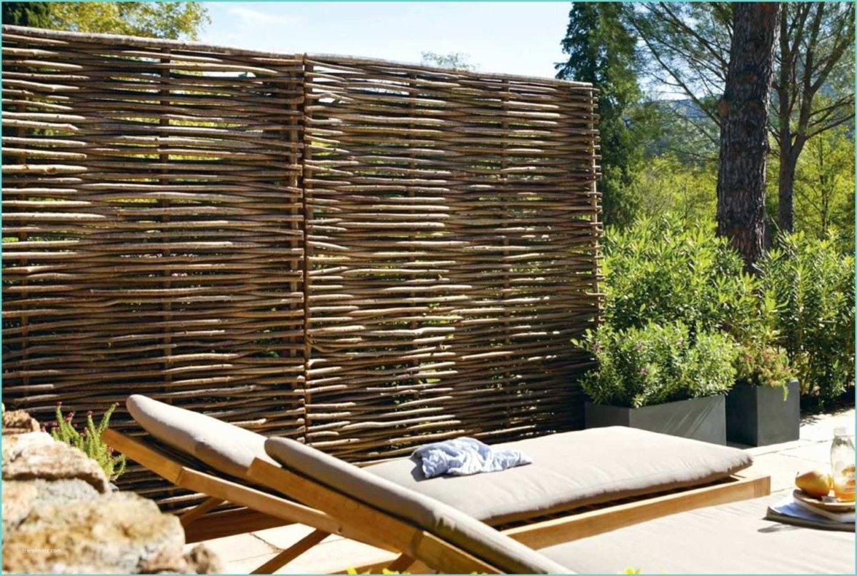 Пляжные зонтики из камыша