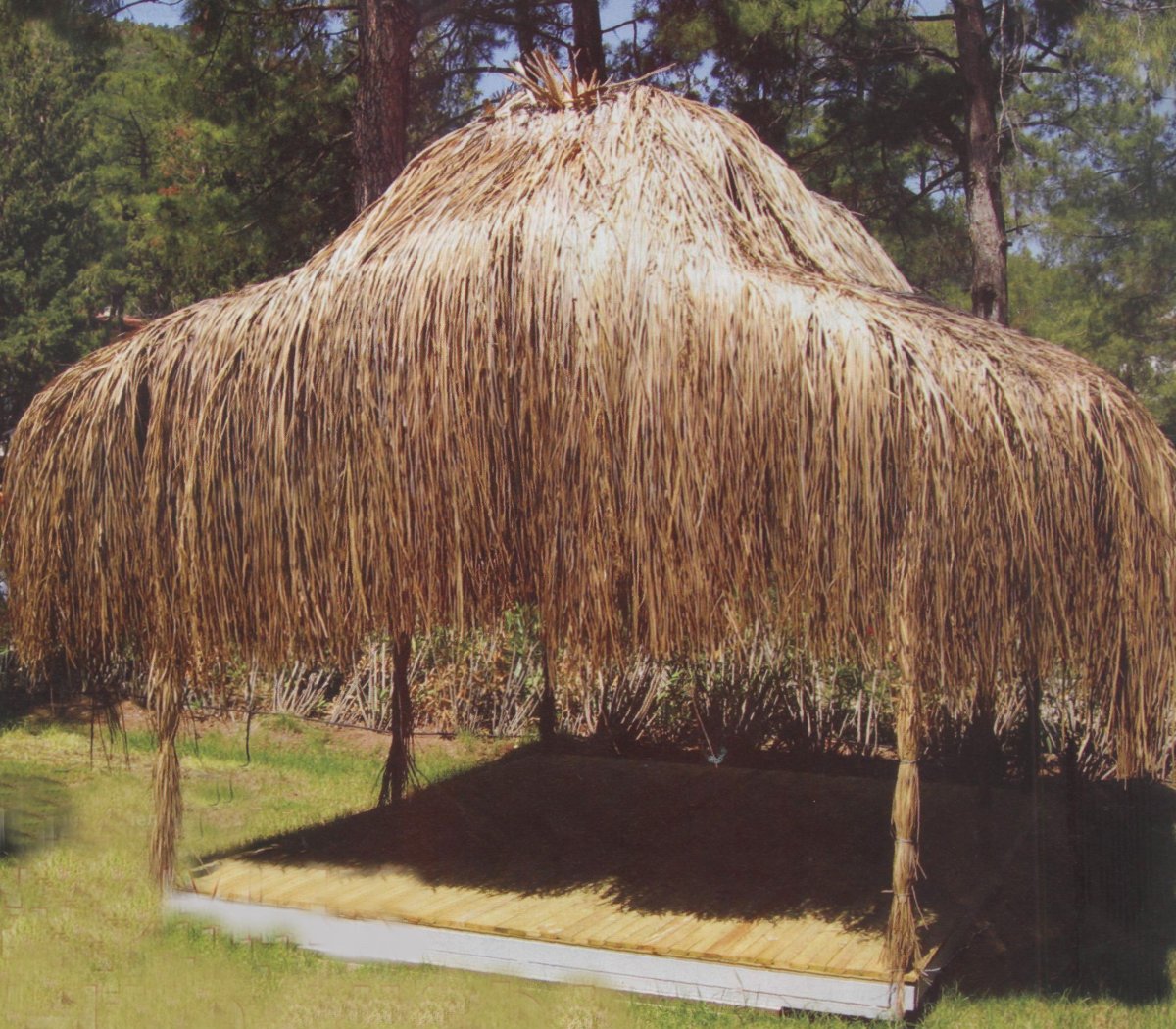 Беседка из камыша