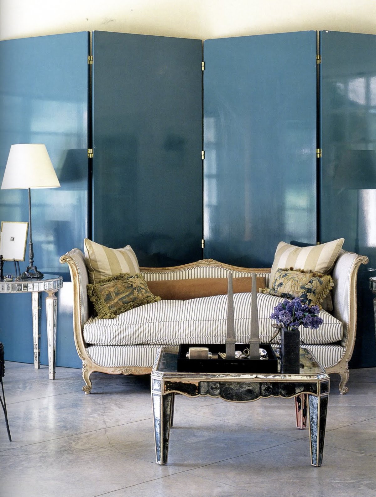 Украсить шкаф бирюзой