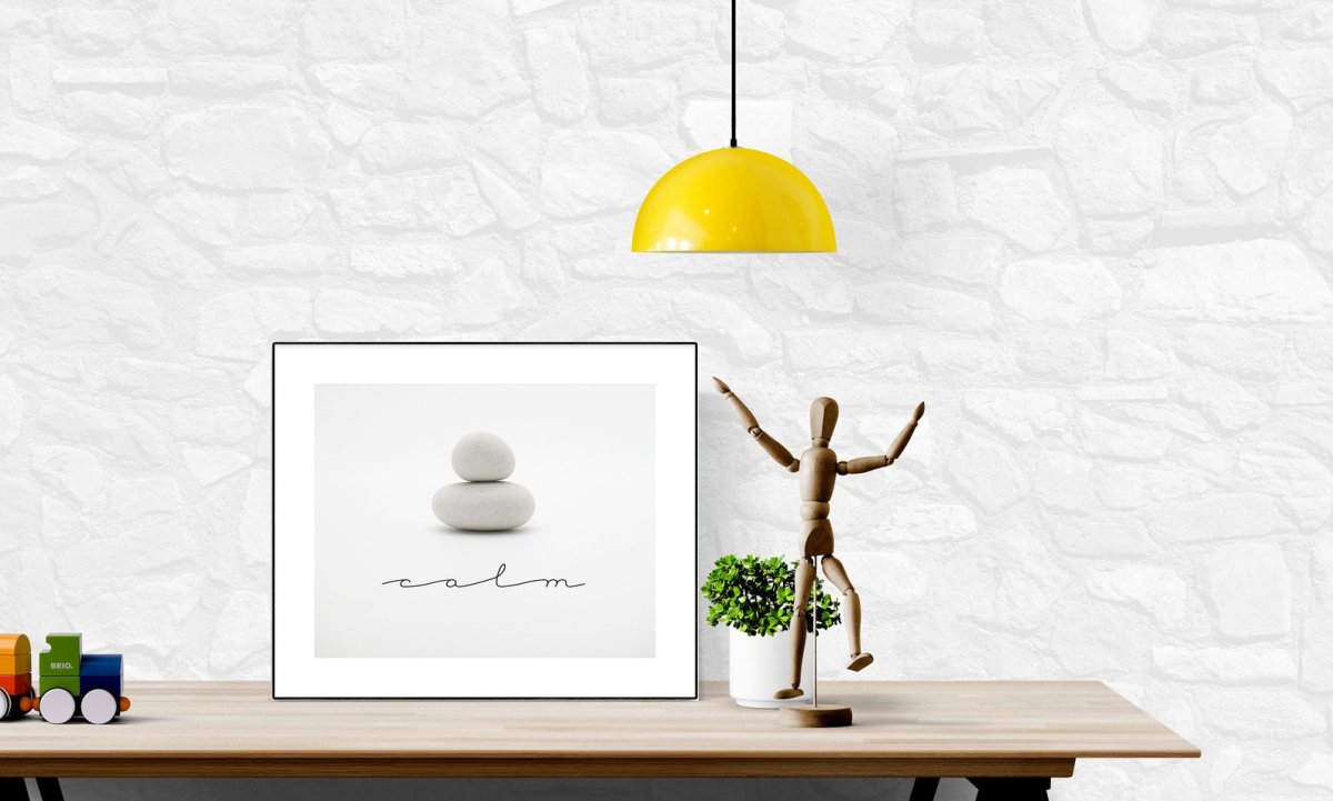 Фоторамки на стене в интерьере