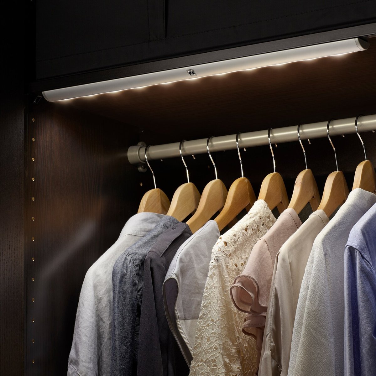 Подсветка книжных полок