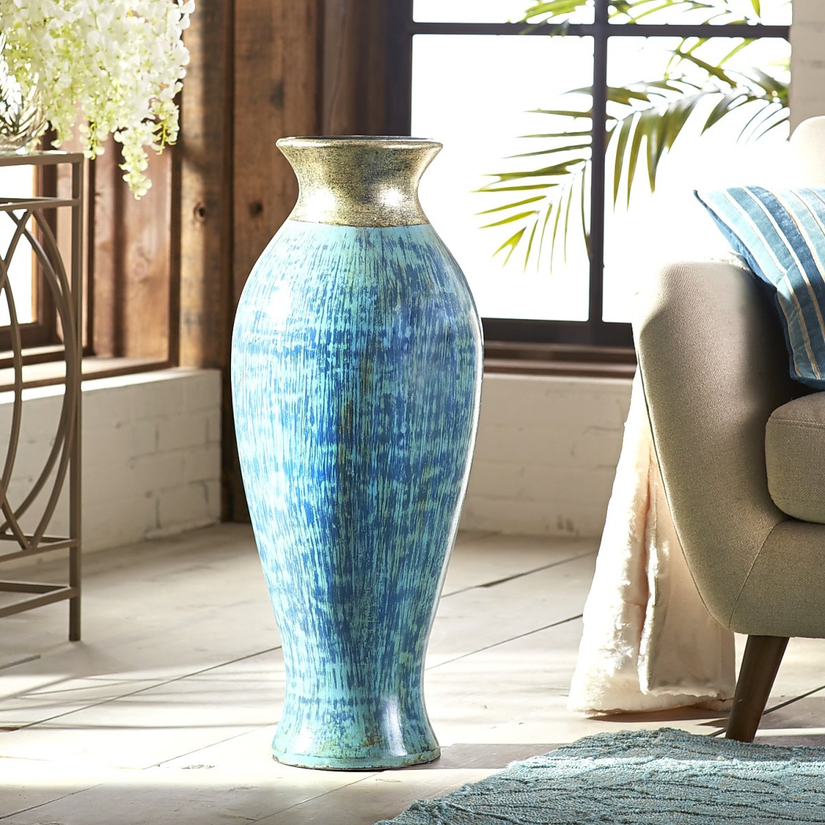 Вазы для декора интерьера