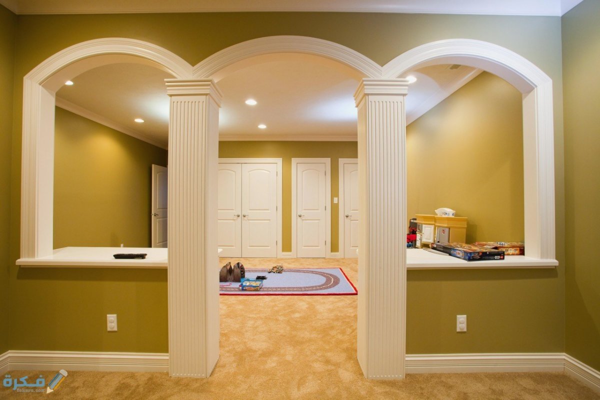 Полуарка из гипсокартона в гостиной