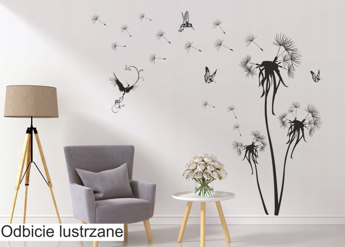 Одуванчики на стене