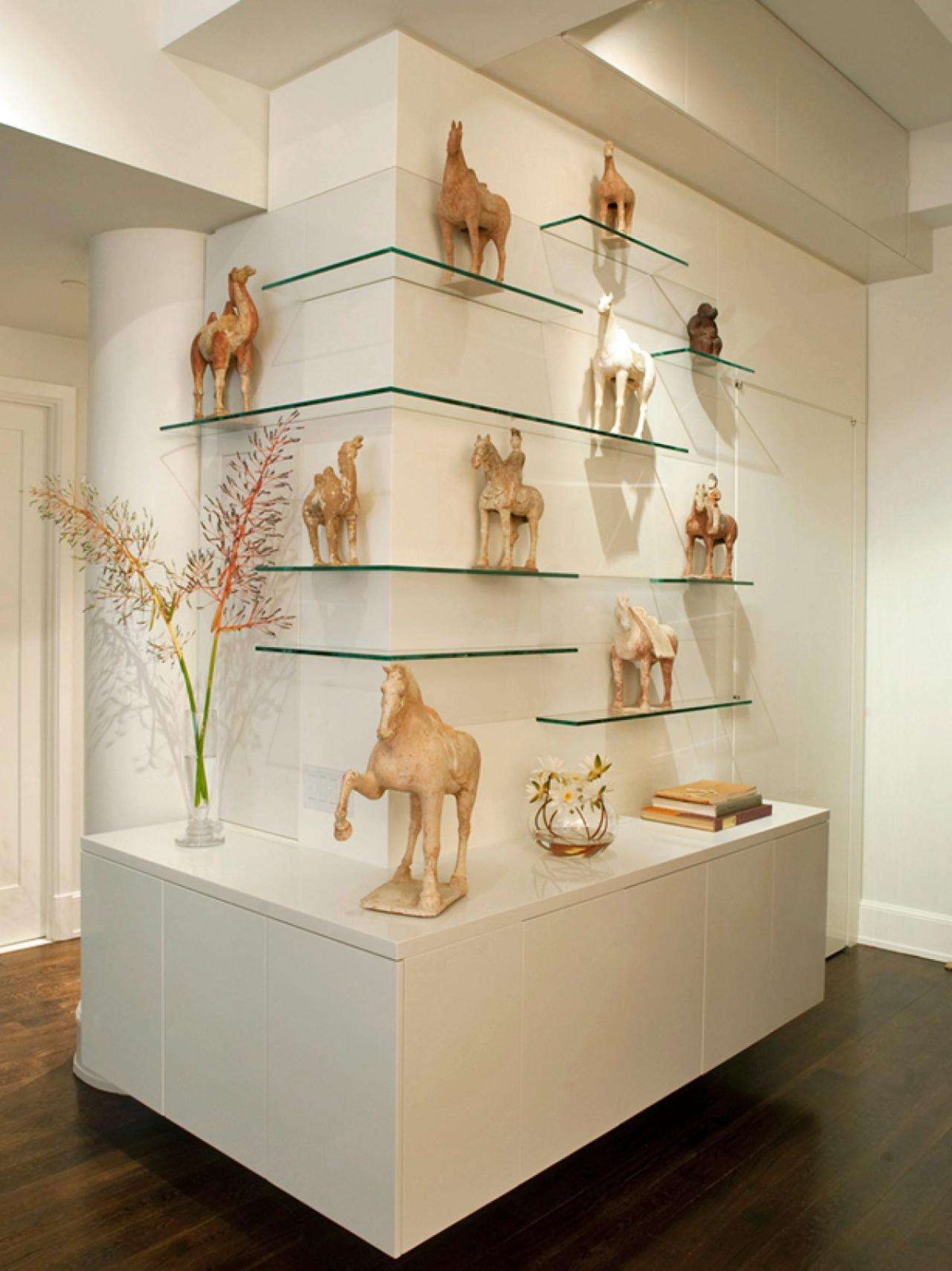 Стеклянные полки