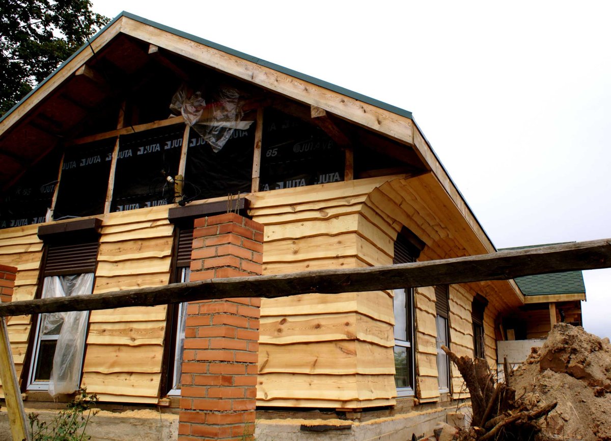 Двери из сосны кело