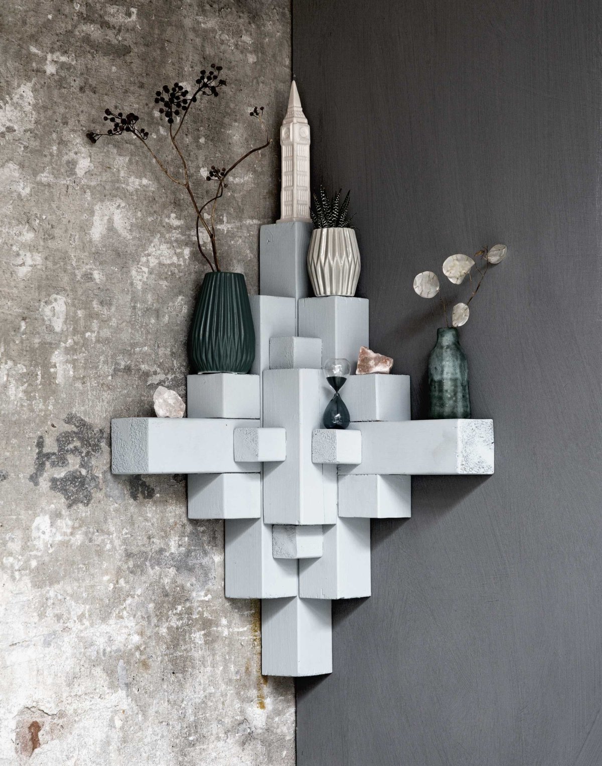 Как обыграть пустую стену