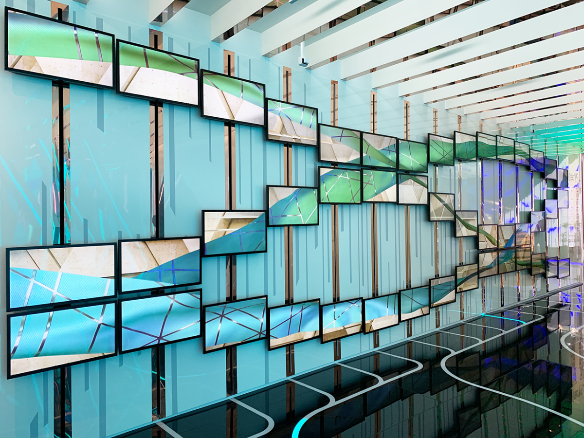 Стена из мониторов