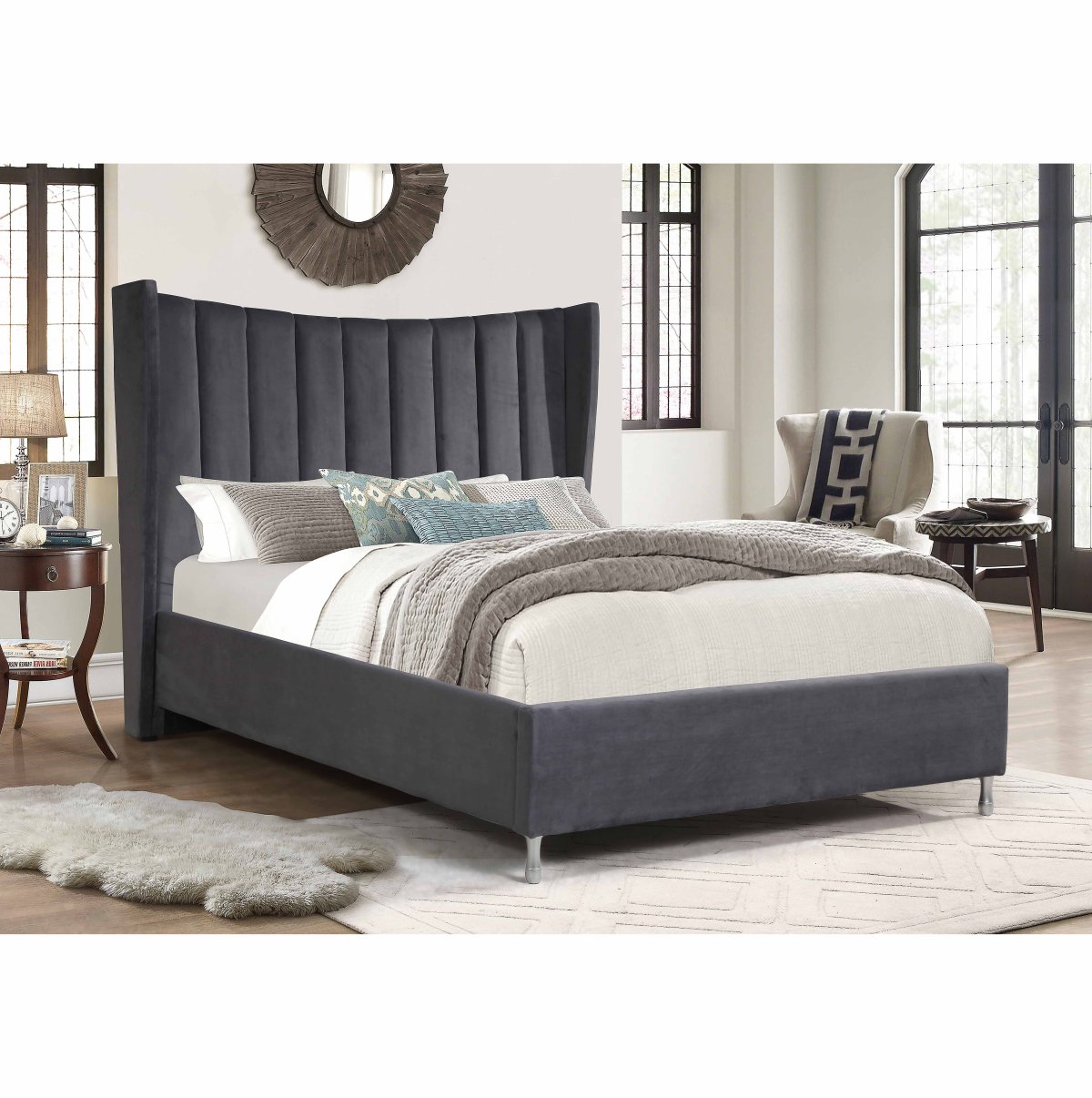 Кровать с крыльями