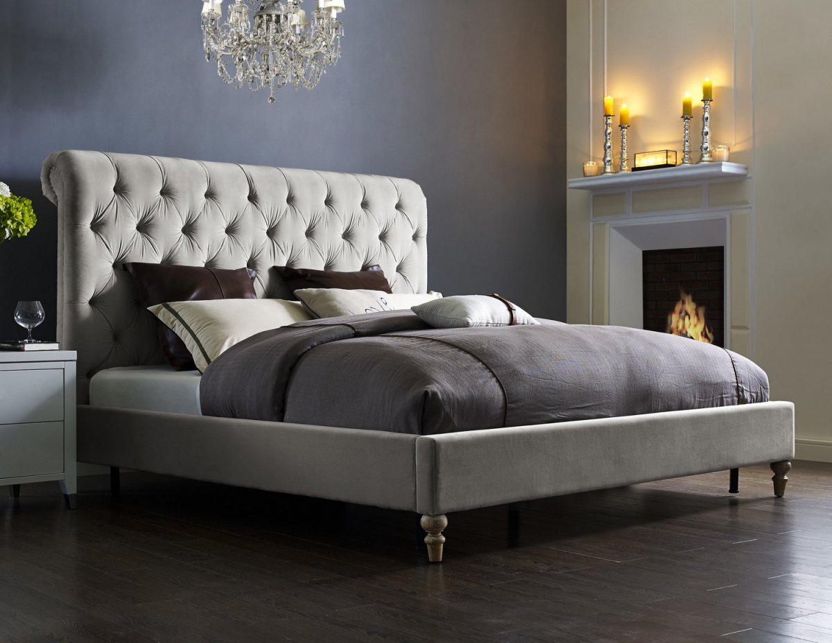 Кровать Tufted Headboard