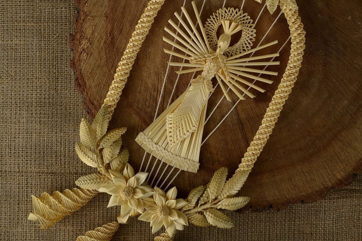 Картины из соломы