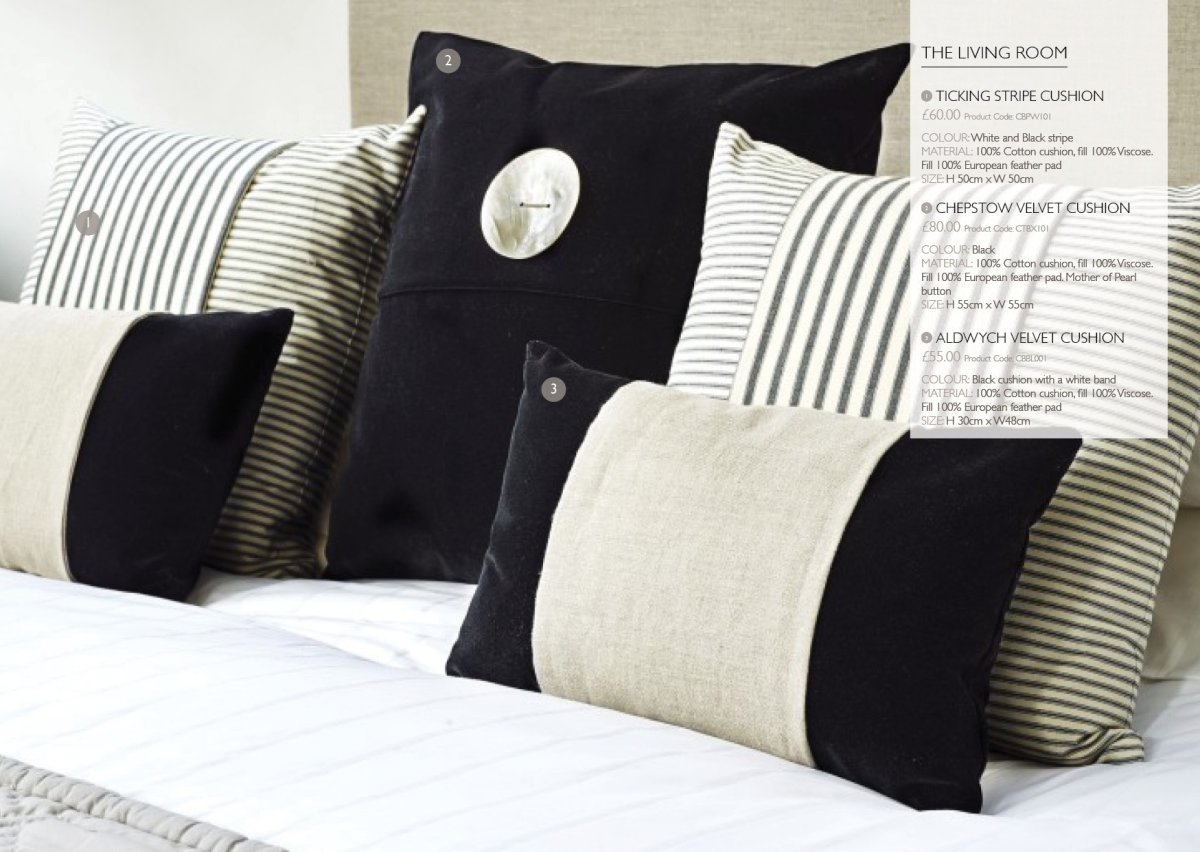 Двухцветные диванные подушки