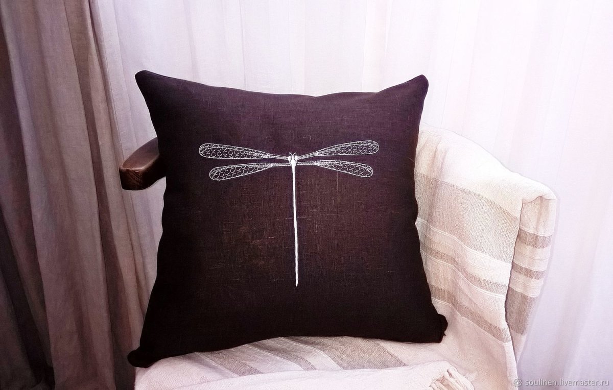 Диванные подушки