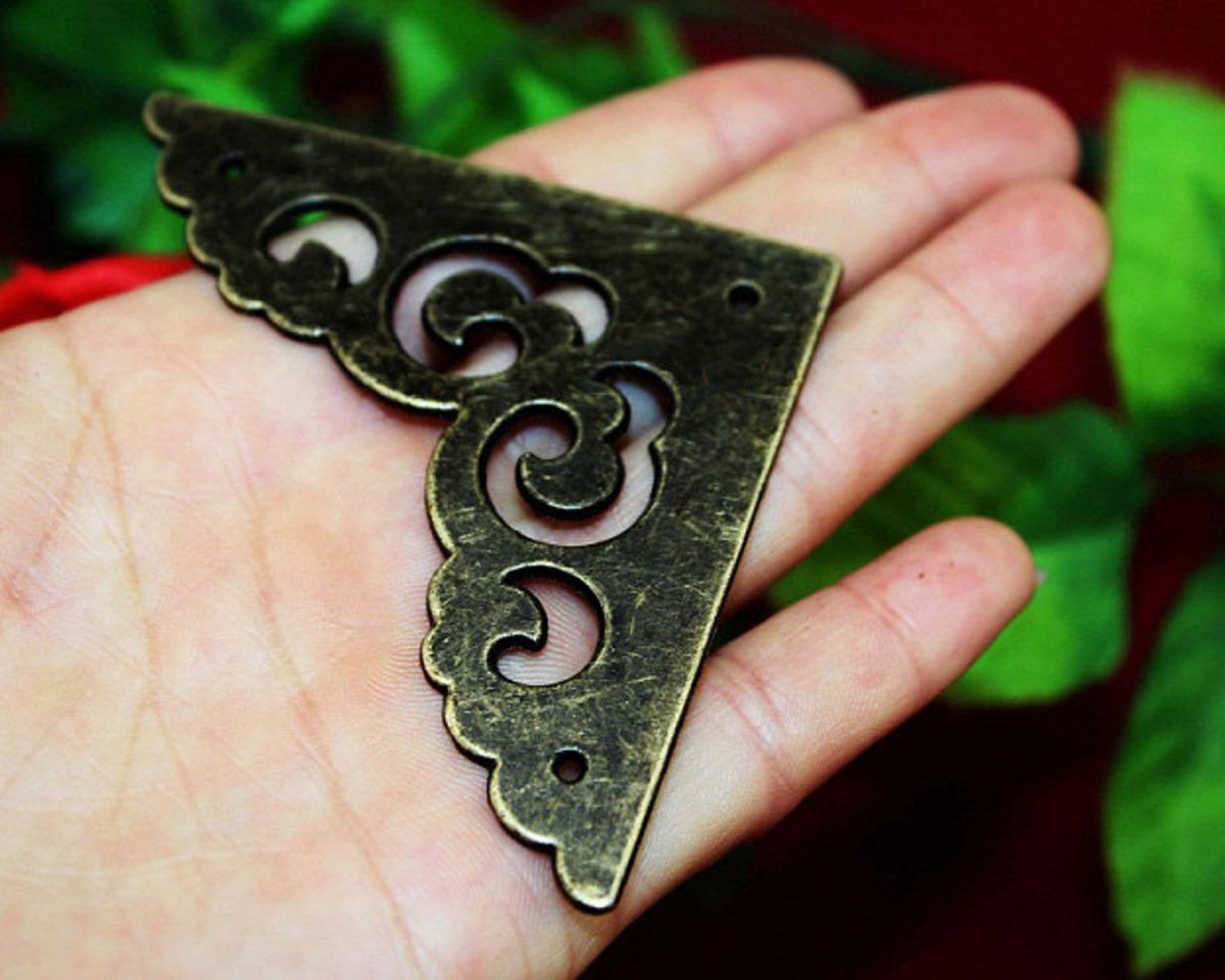 Уголки деревянных коробочек