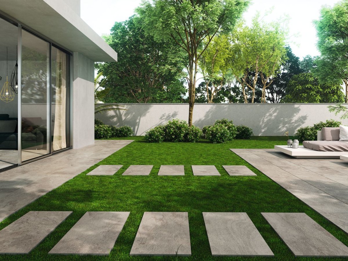 Керамогранитная плитка в ландшафте