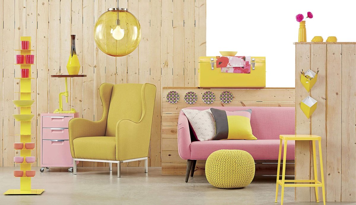 Яркая спальня