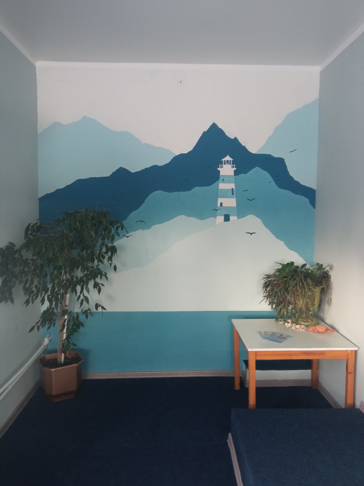 Роспись стен в интерьере Маяк