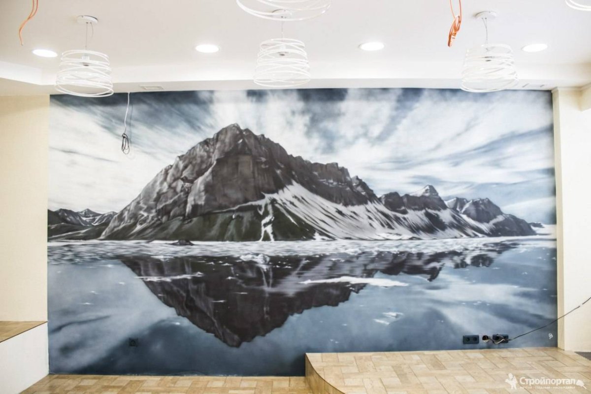 Аэрография на кухне на стене