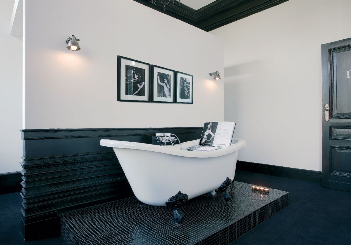 Плинтус напольный де-багет дюрополимер н100