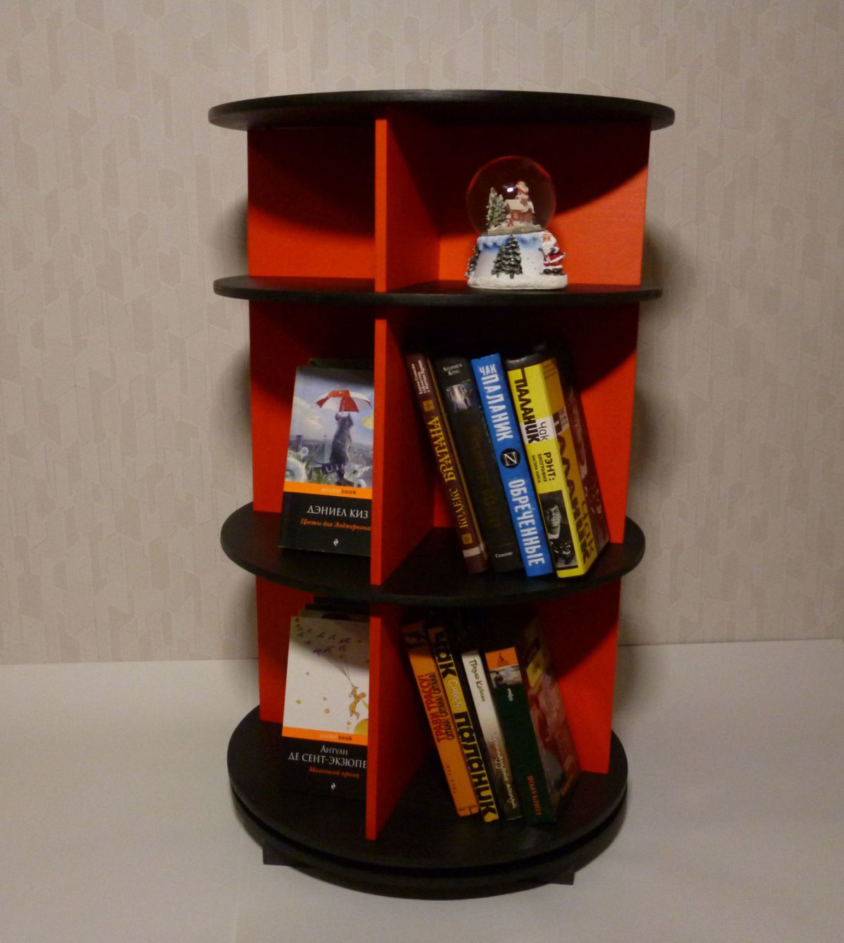 Стойка для книг