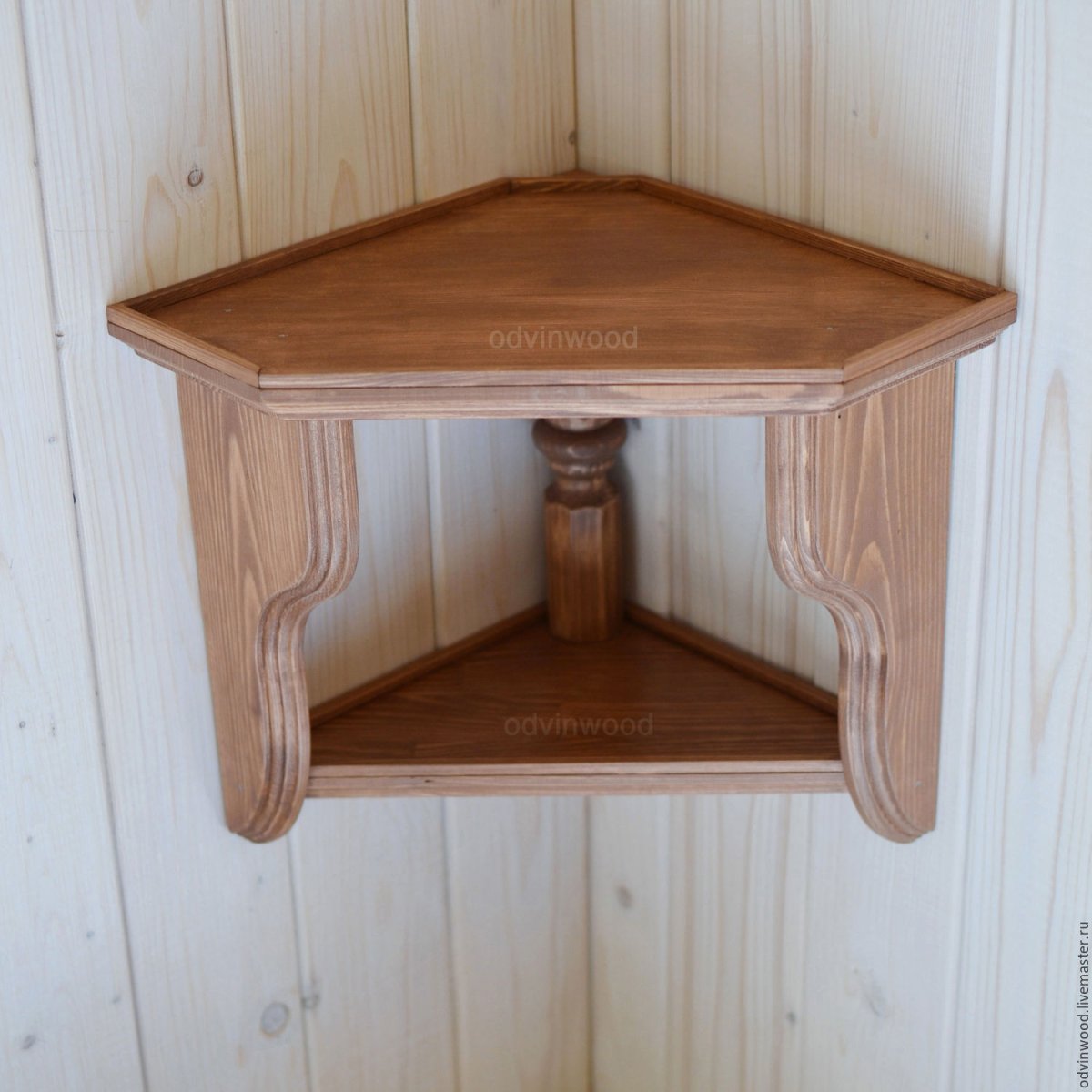 Полка угловая деревянная