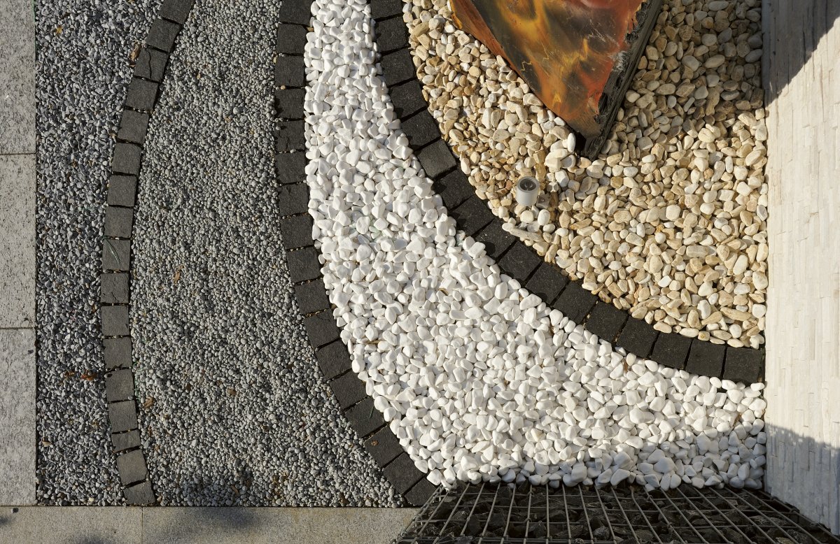 Крошка мраморная белая 10-20мм 10кг