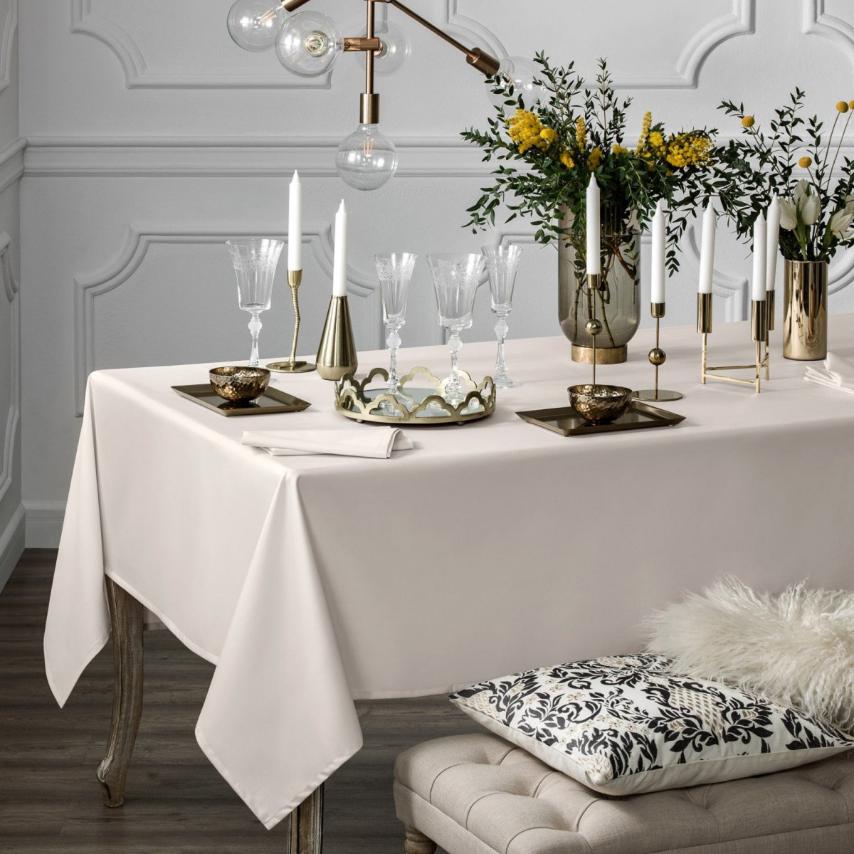 Скатерть белая togas