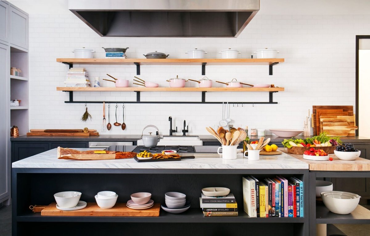 Кухня в офисе опен Спейс