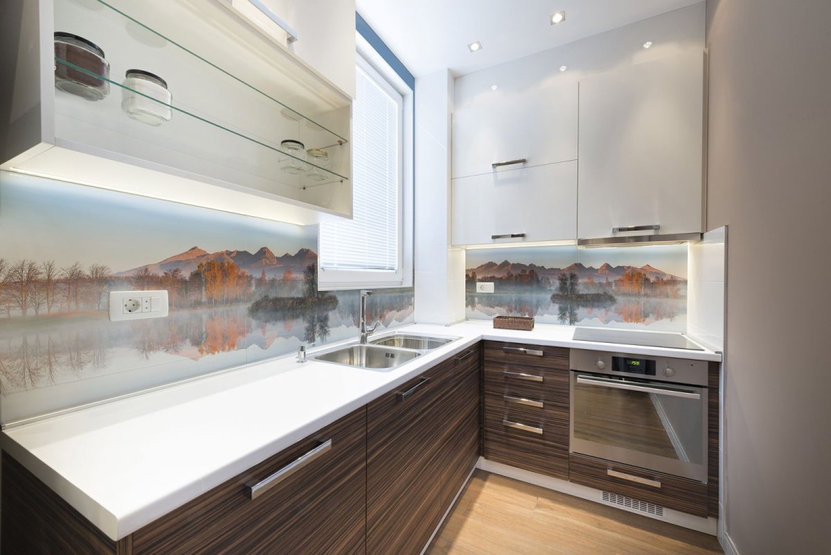 Фартук для светлой кухни