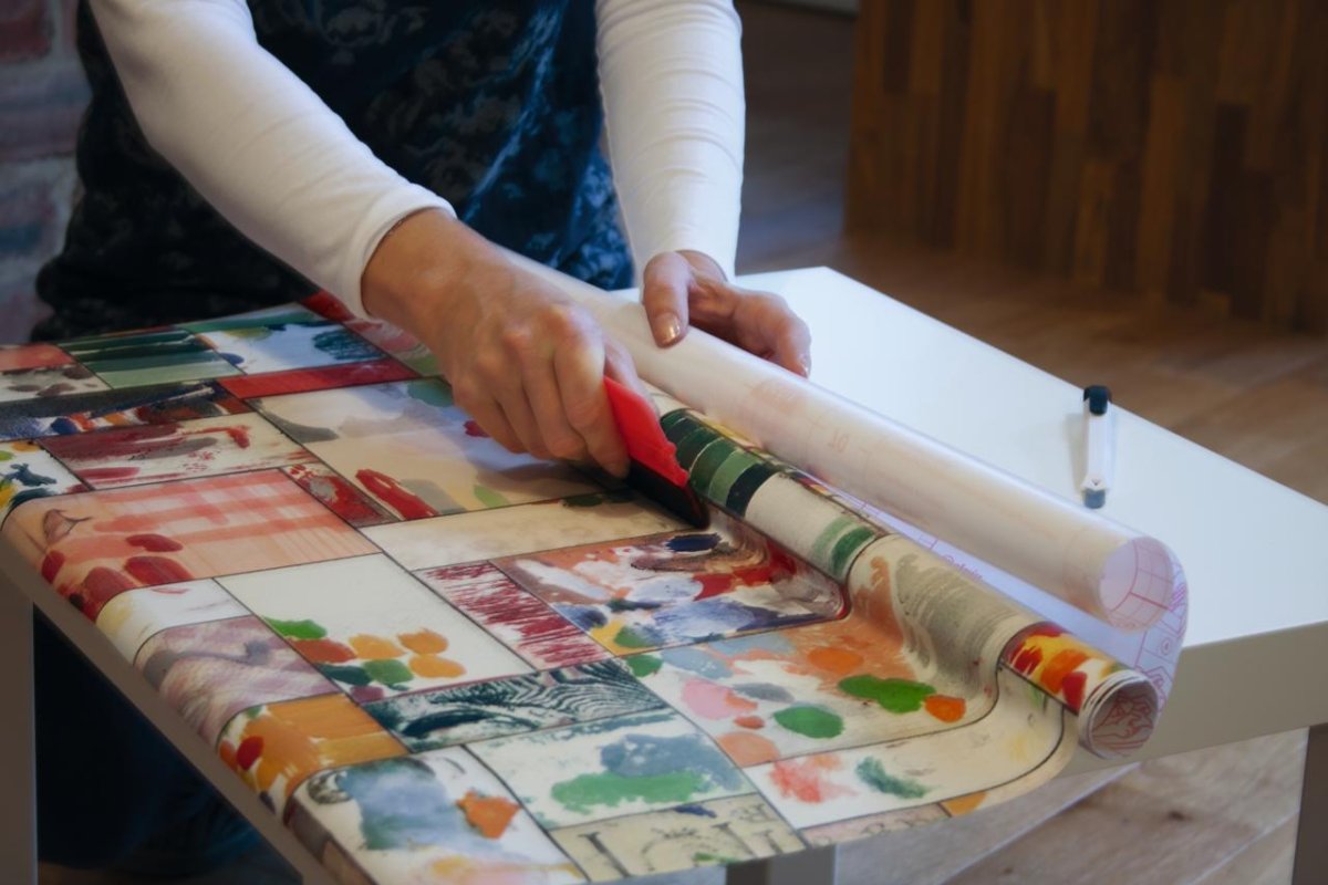 Обклеить мебель самоклеющейся пленкой