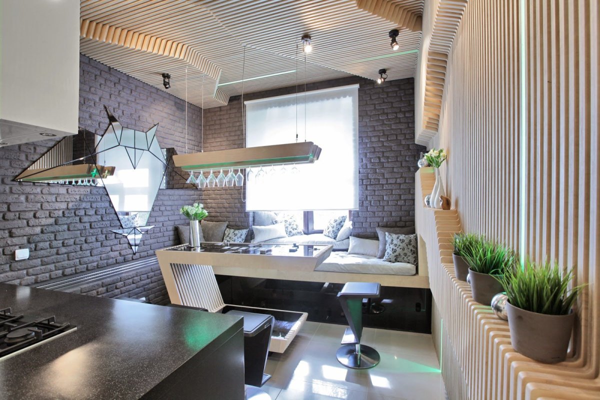 Деревянные панели в интерьере кухни