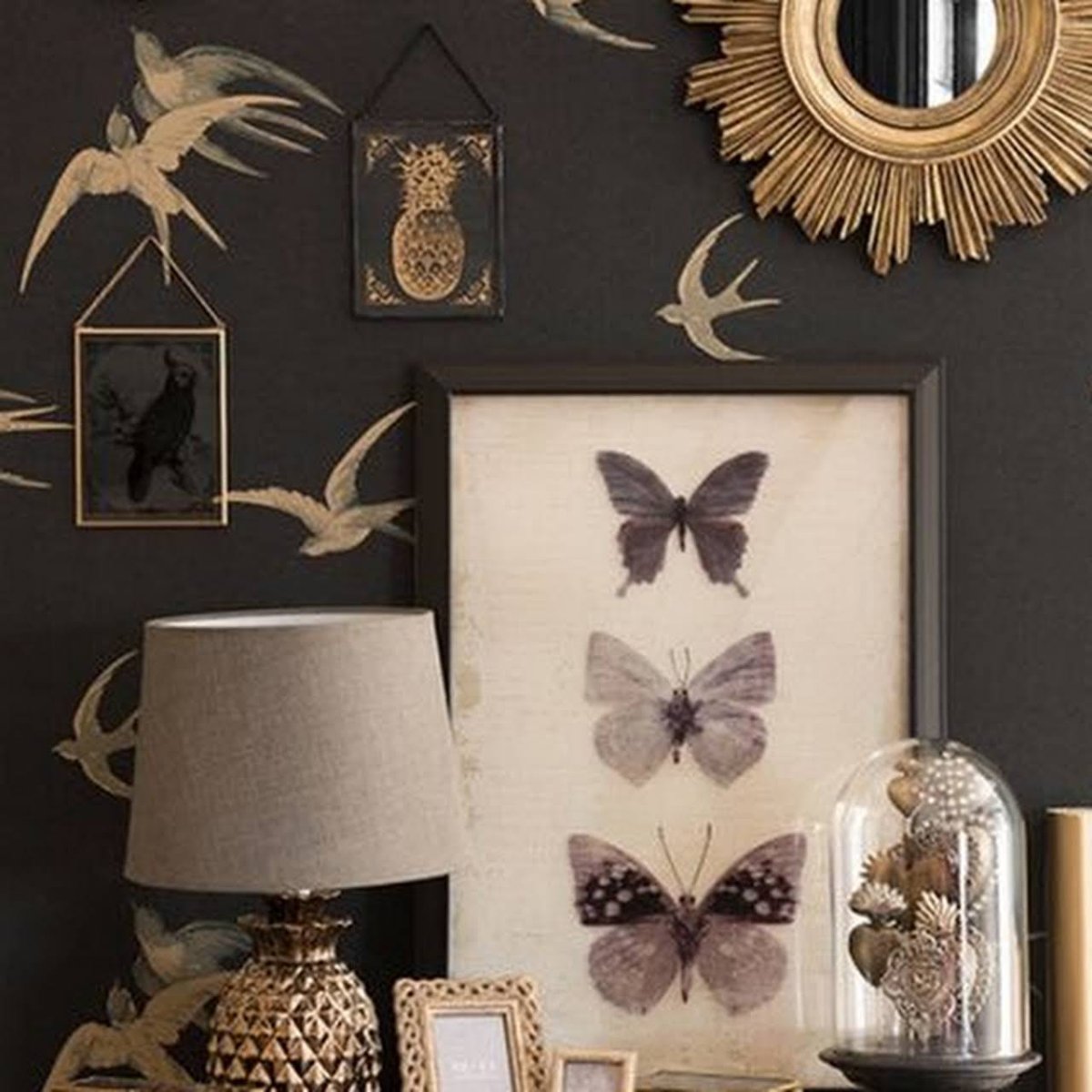 Круглое зеркало в интерьере