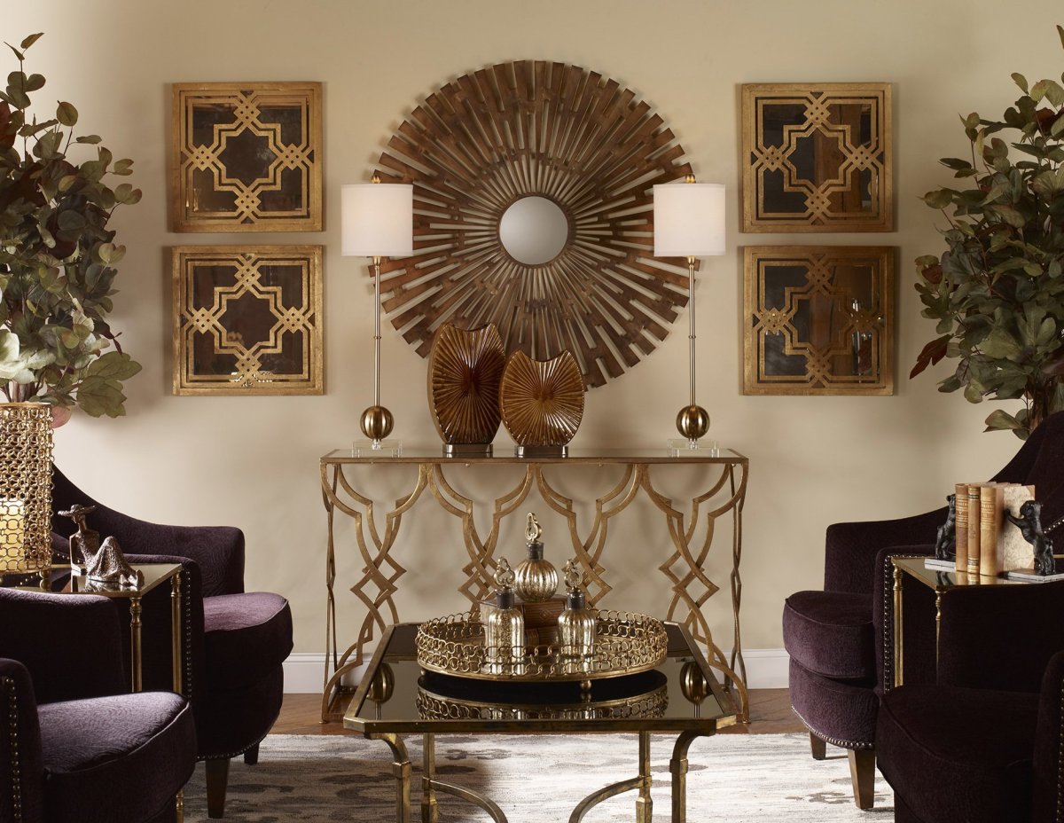 Стильный декор на стену