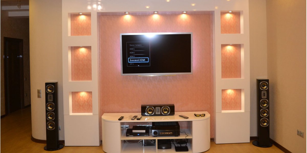 Полка под домашний кинотеатр