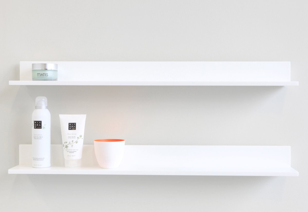 Полка в ванную комнату настенная деревянная белая