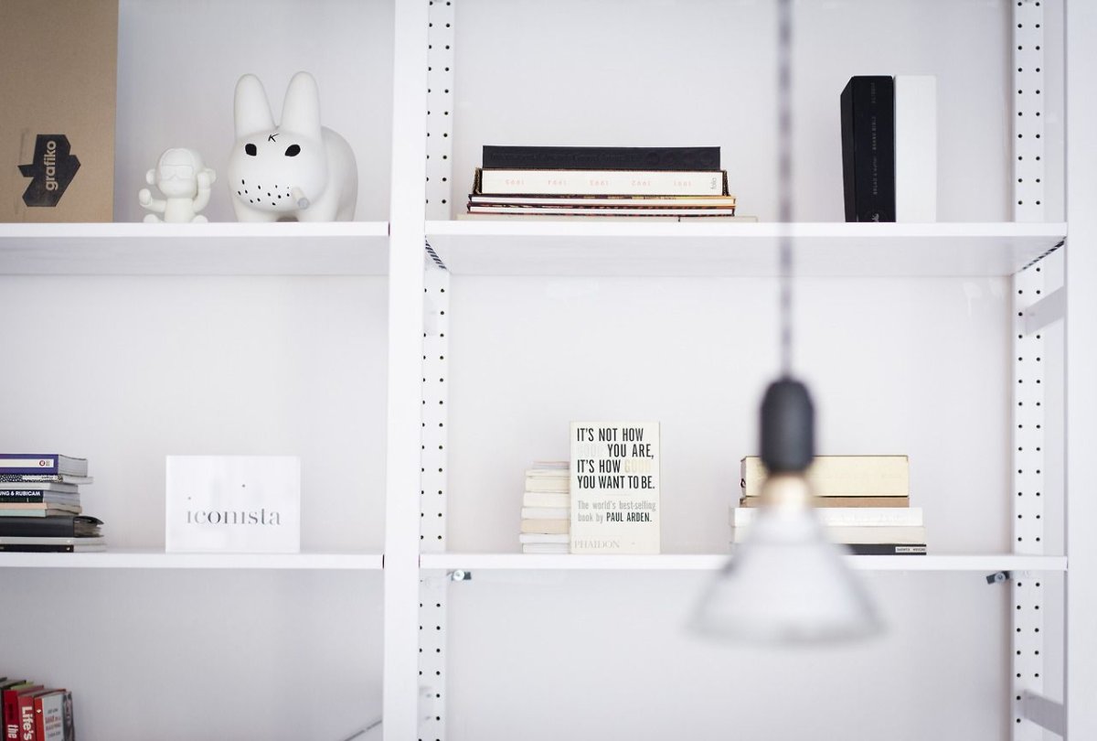 Ивар стеллаж в интерьере белый