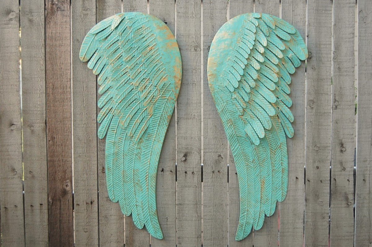 Крылья из металла