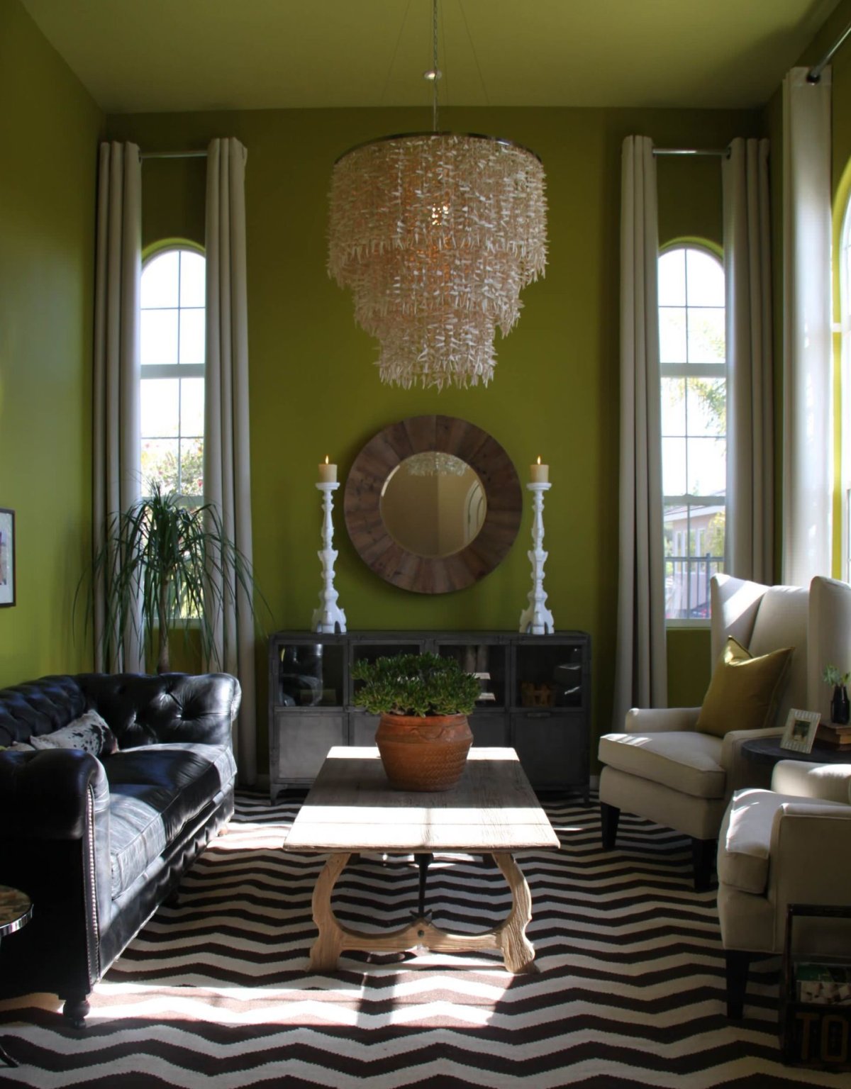 Оливковый и коричневый цвет в интерьере