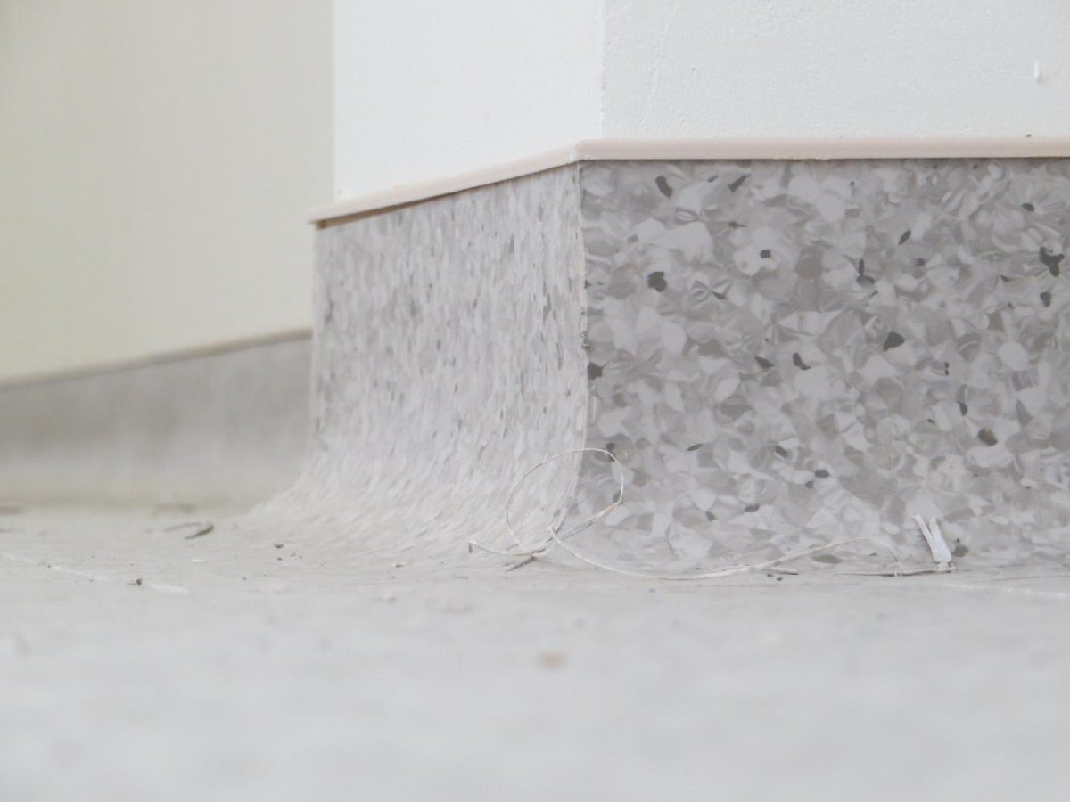 Плинтус для завода покрытия на стену ТК 25