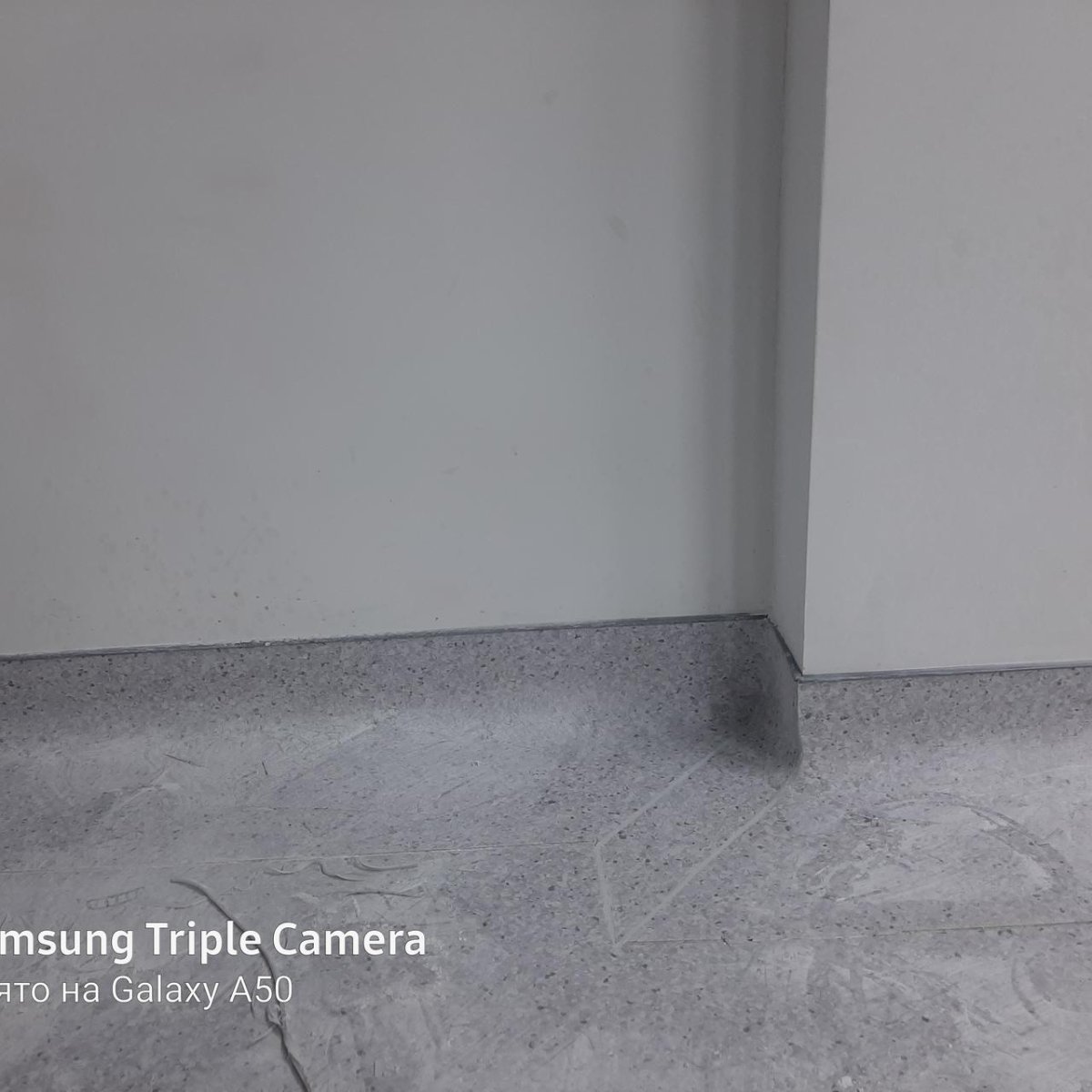 Плинтус для кривых стен