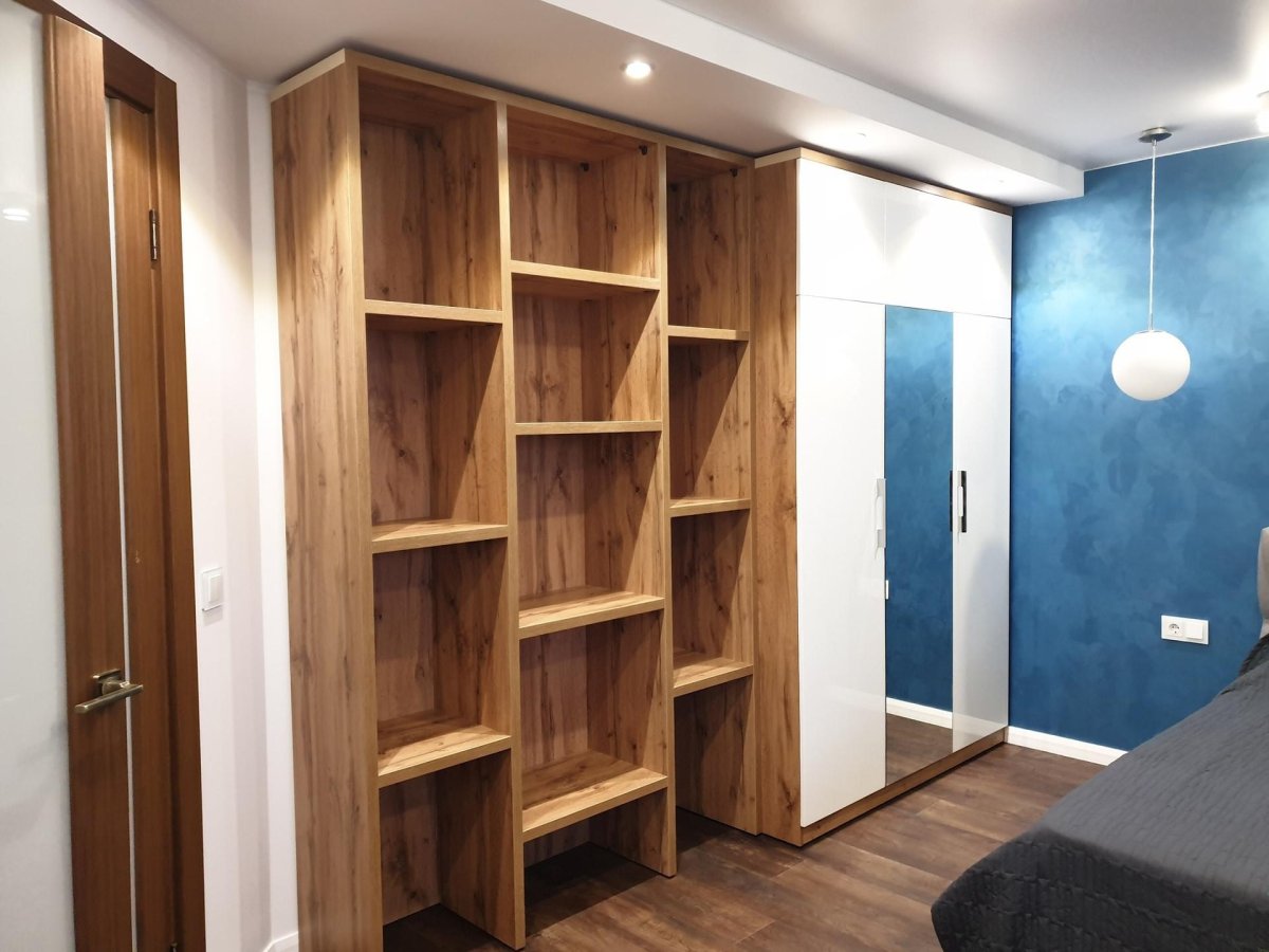 Шкаф из ЛДСП