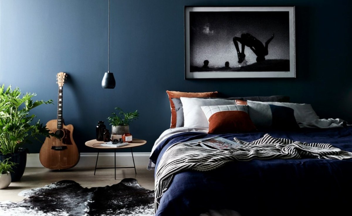Темные стены в интерьере