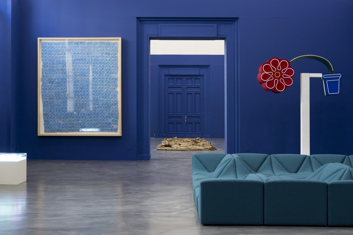 Синий интерьер Минимализм