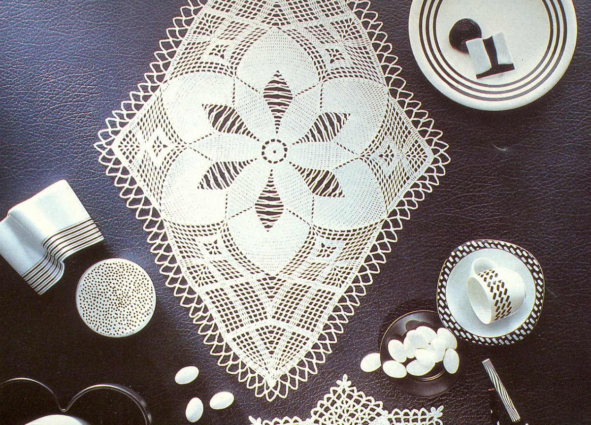 Скатерть из круглых мотивов